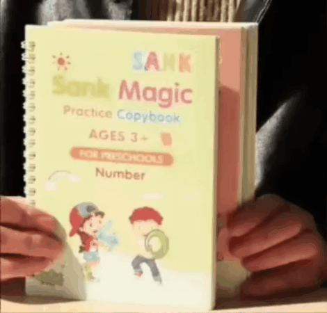 ✨ 4 Cuadernos Mágicos Infantiles: aprende números, letras y dibujos en inglés, sin límites ni frustración